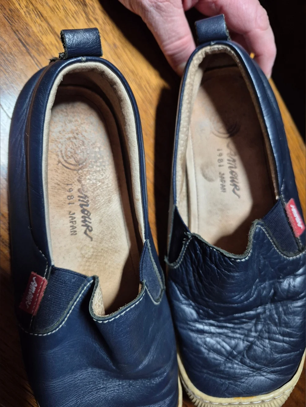 Vintage Amour 1981 Japan Women's Slip-On Leather Casual Shoes in Navy - Picture 2 of 4